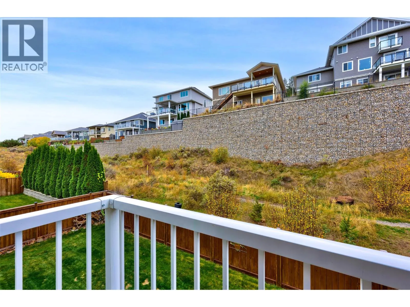 1538 EMERALD Drive