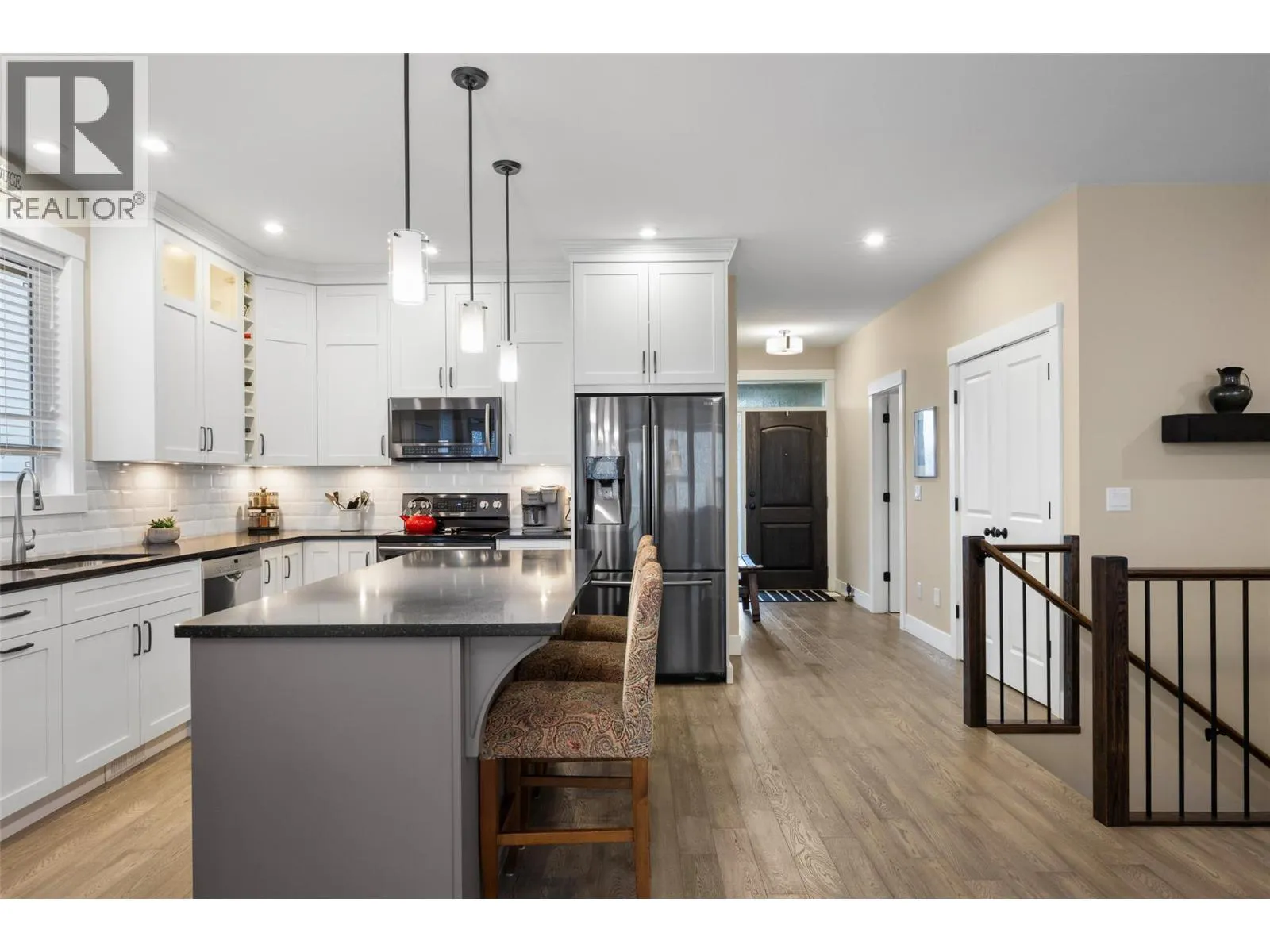 1538 EMERALD Drive