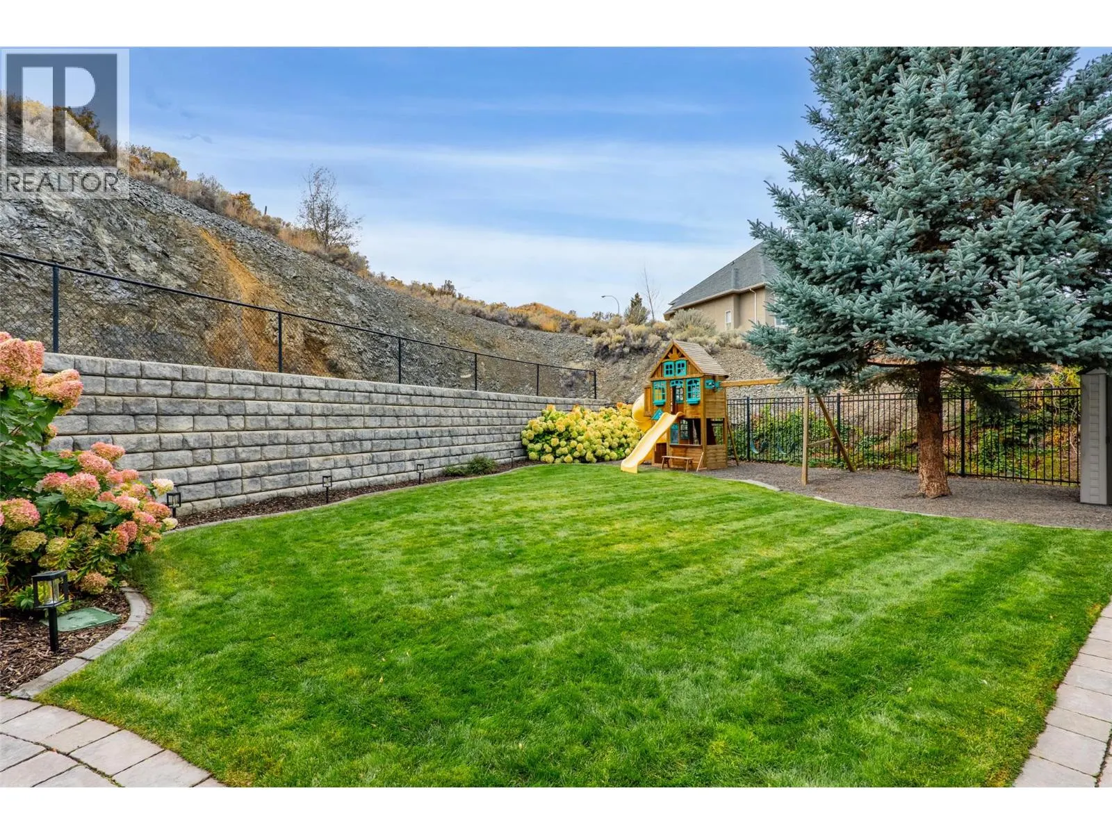158 Fernie Place