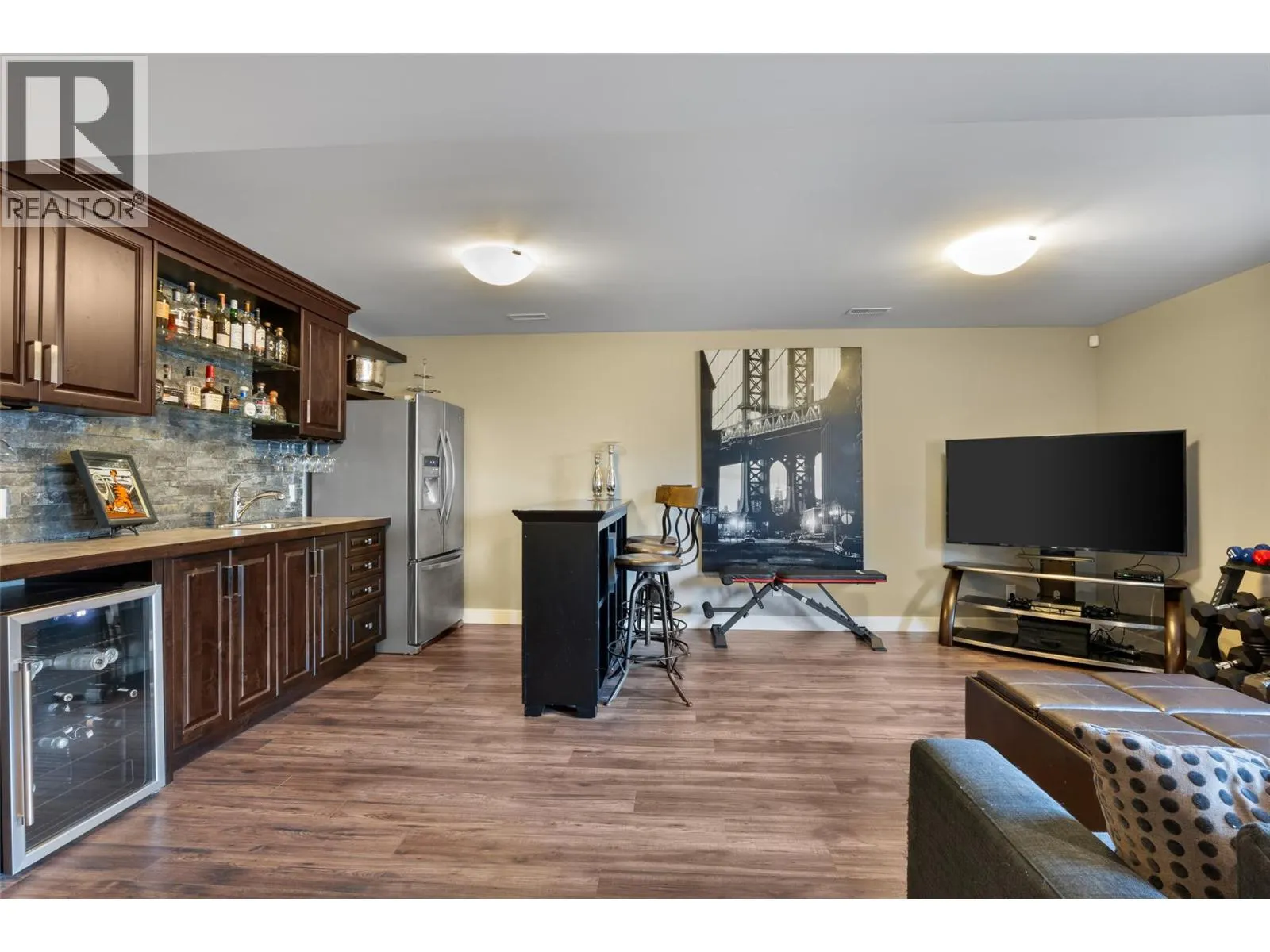 158 Fernie Place