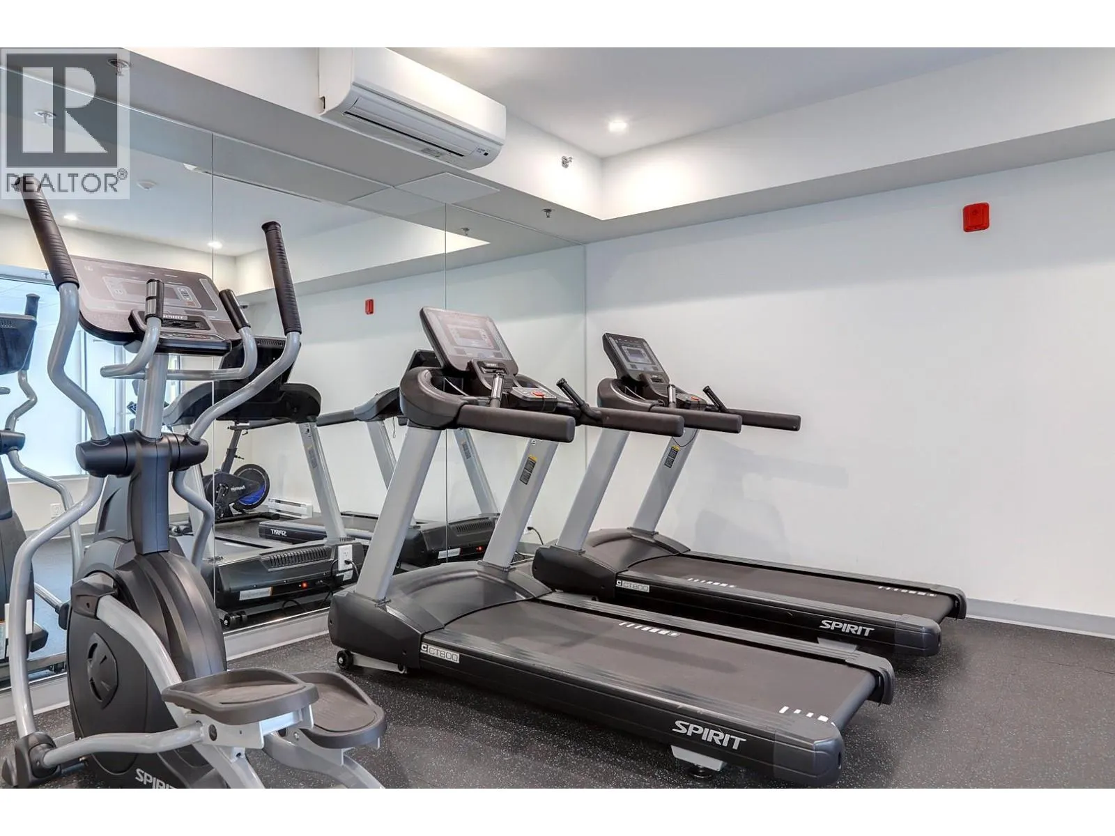 2555 Lakeshore Road Unit# 419