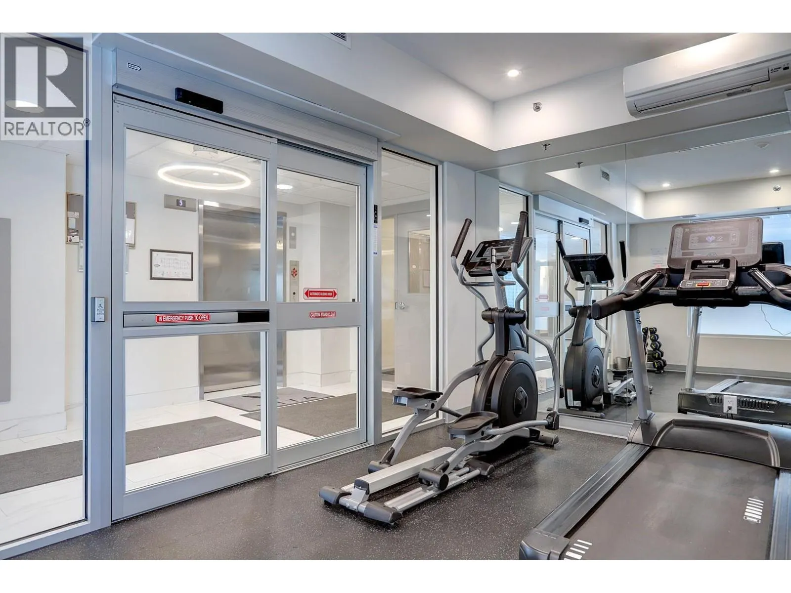 2555 Lakeshore Road Unit# 419