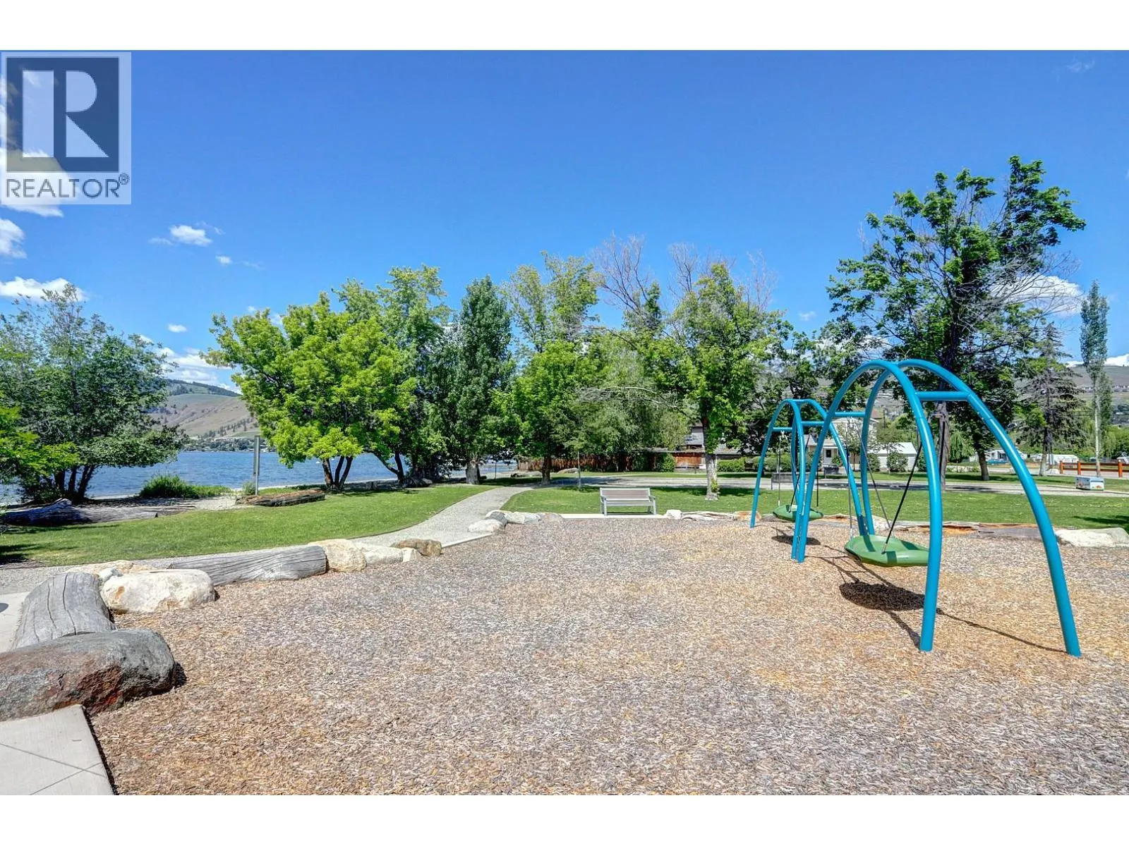 2555 Lakeshore Road Unit# 419