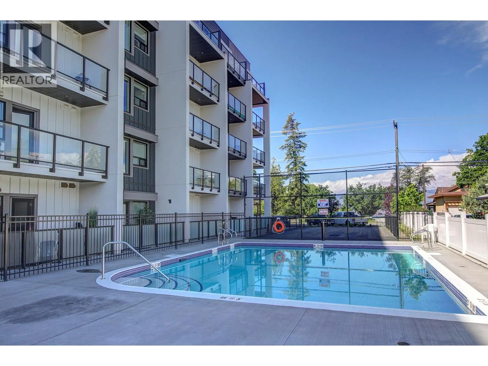 2555 Lakeshore Road Unit# 419