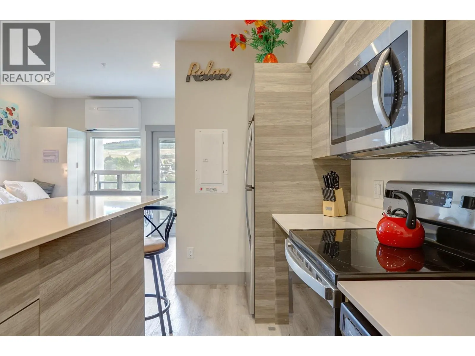 2555 Lakeshore Road Unit# 419