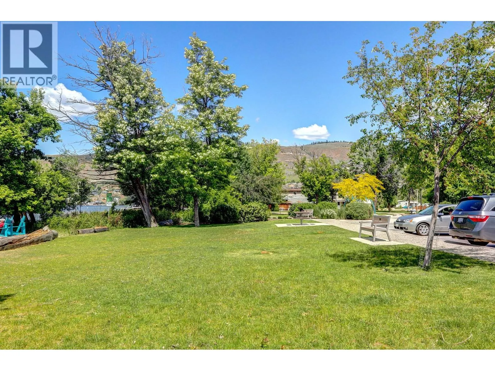 2555 Lakeshore Road Unit# 419