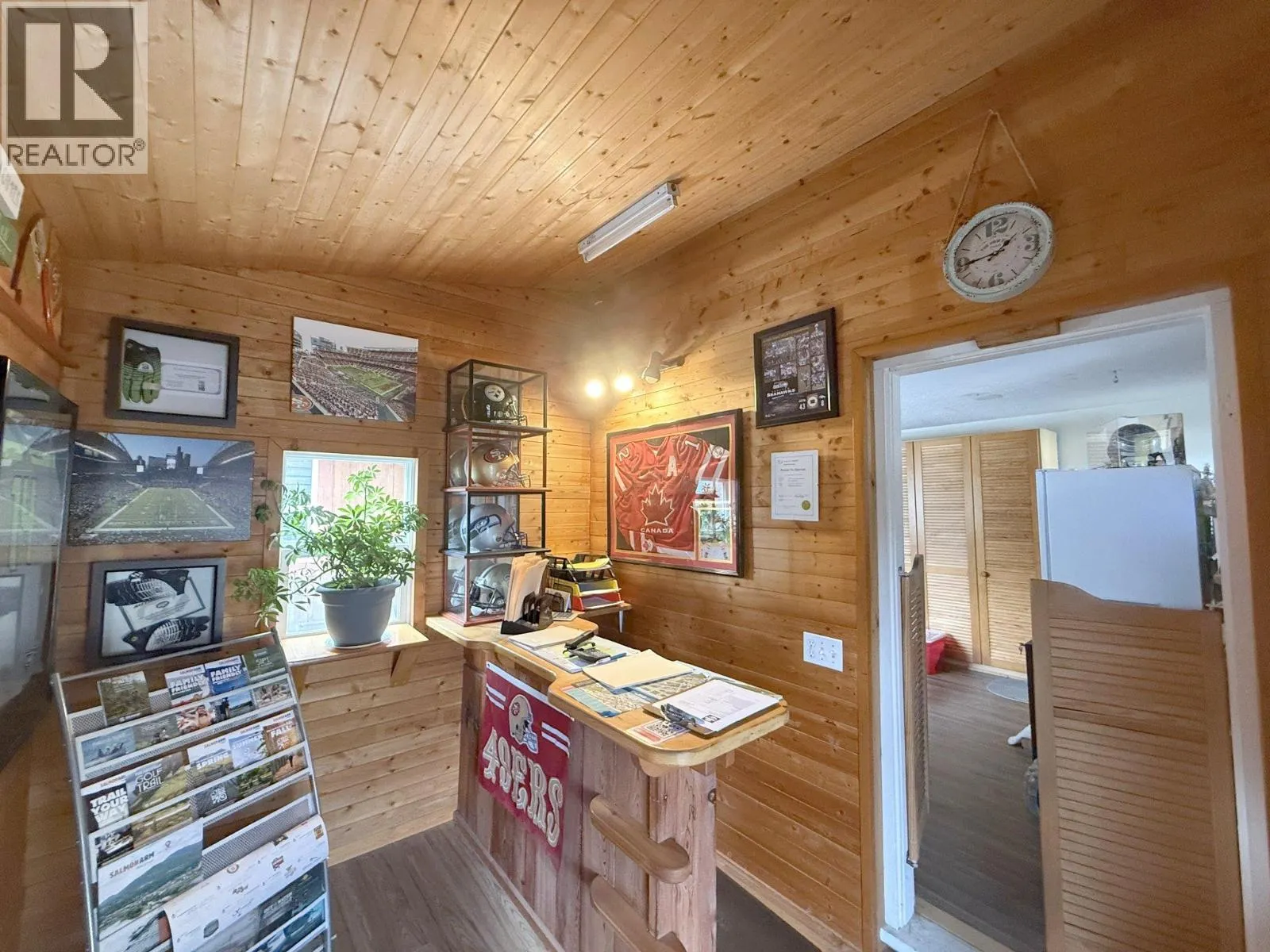 6871 Trans Canada Highway NW