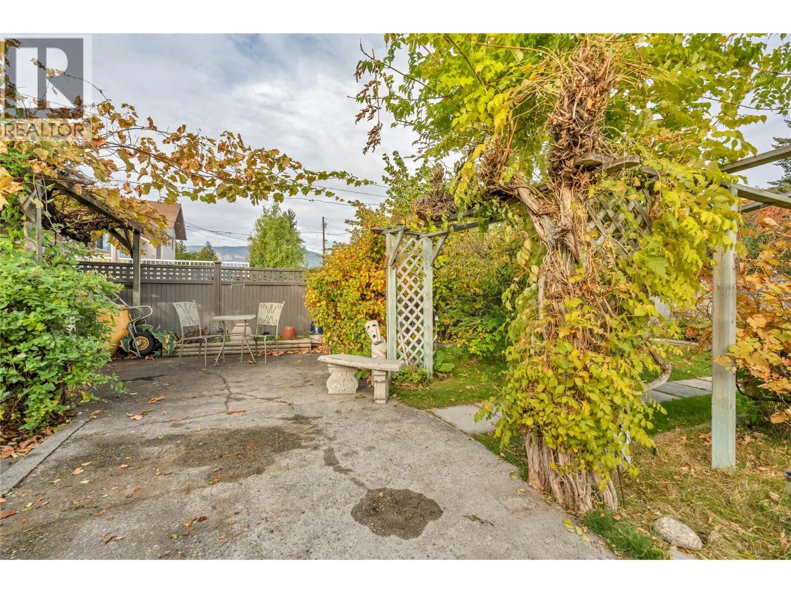 194 Acacia Crescent