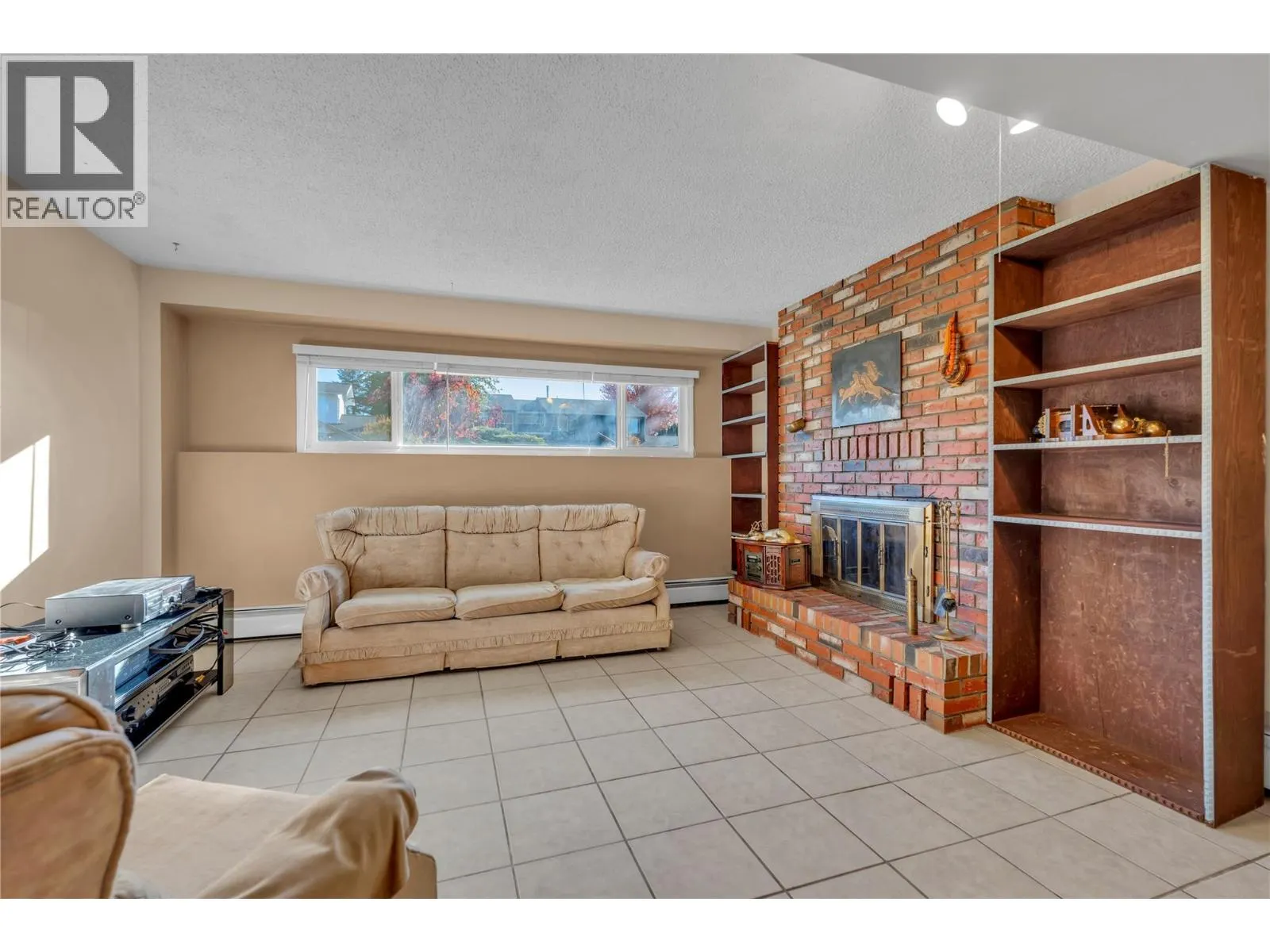 194 Acacia Crescent