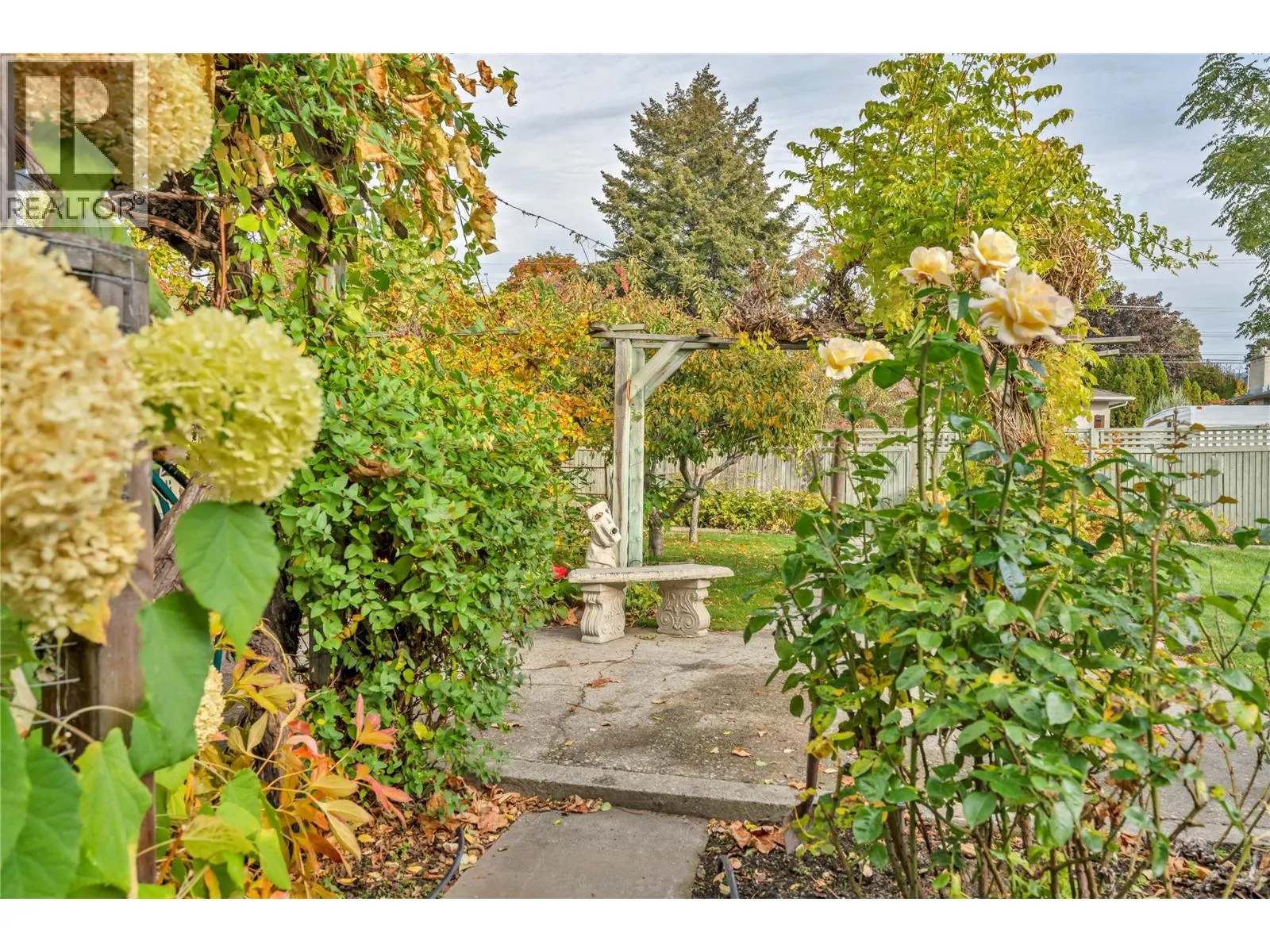 194 Acacia Crescent