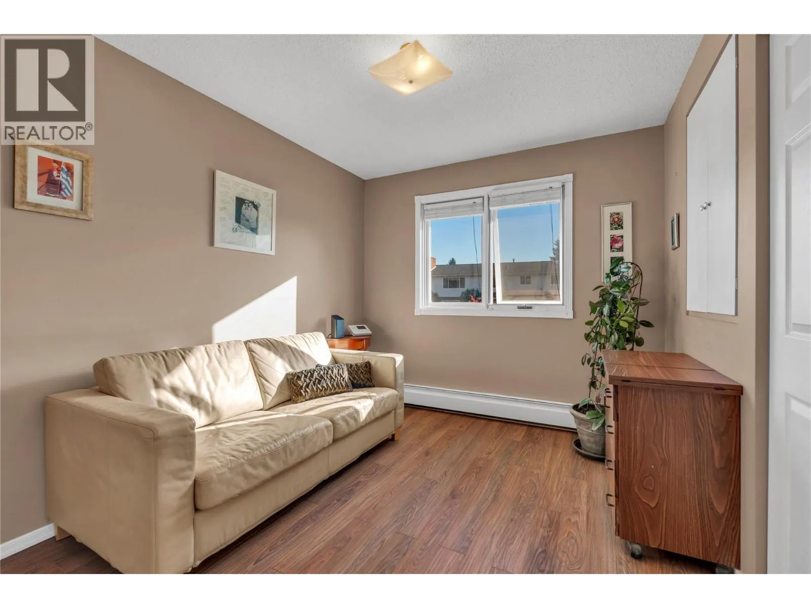 194 Acacia Crescent