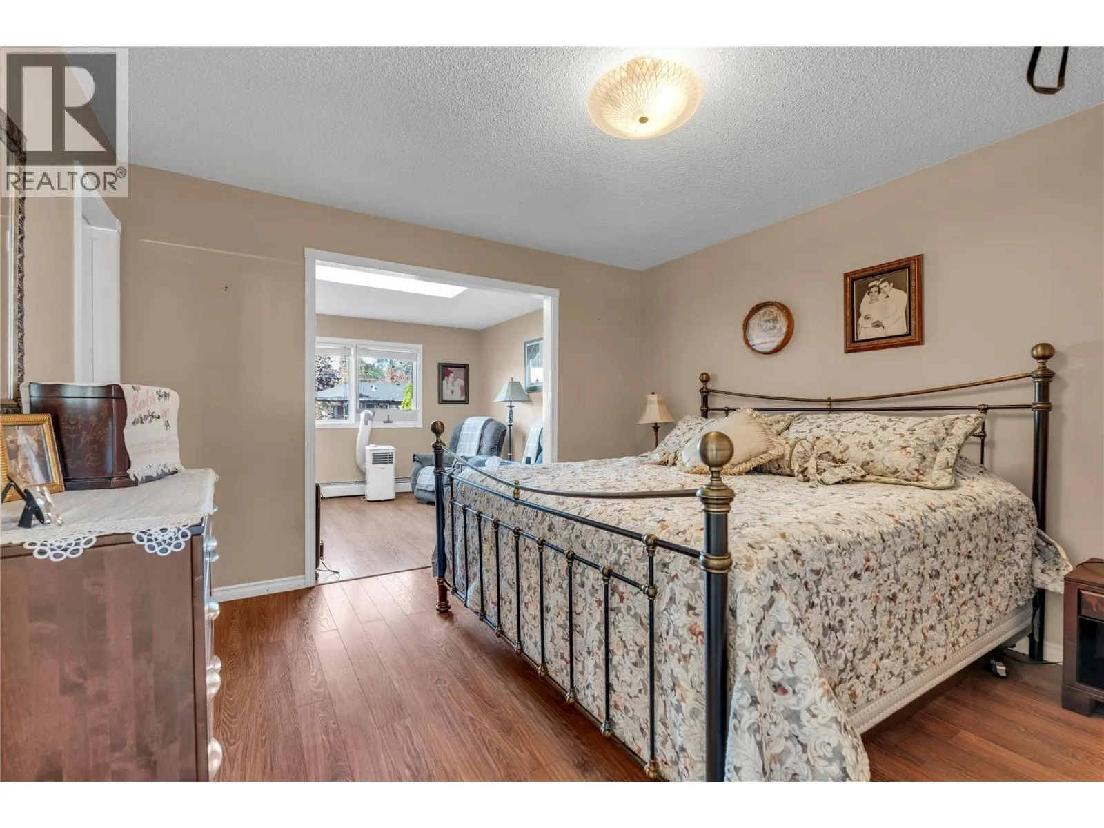 194 Acacia Crescent
