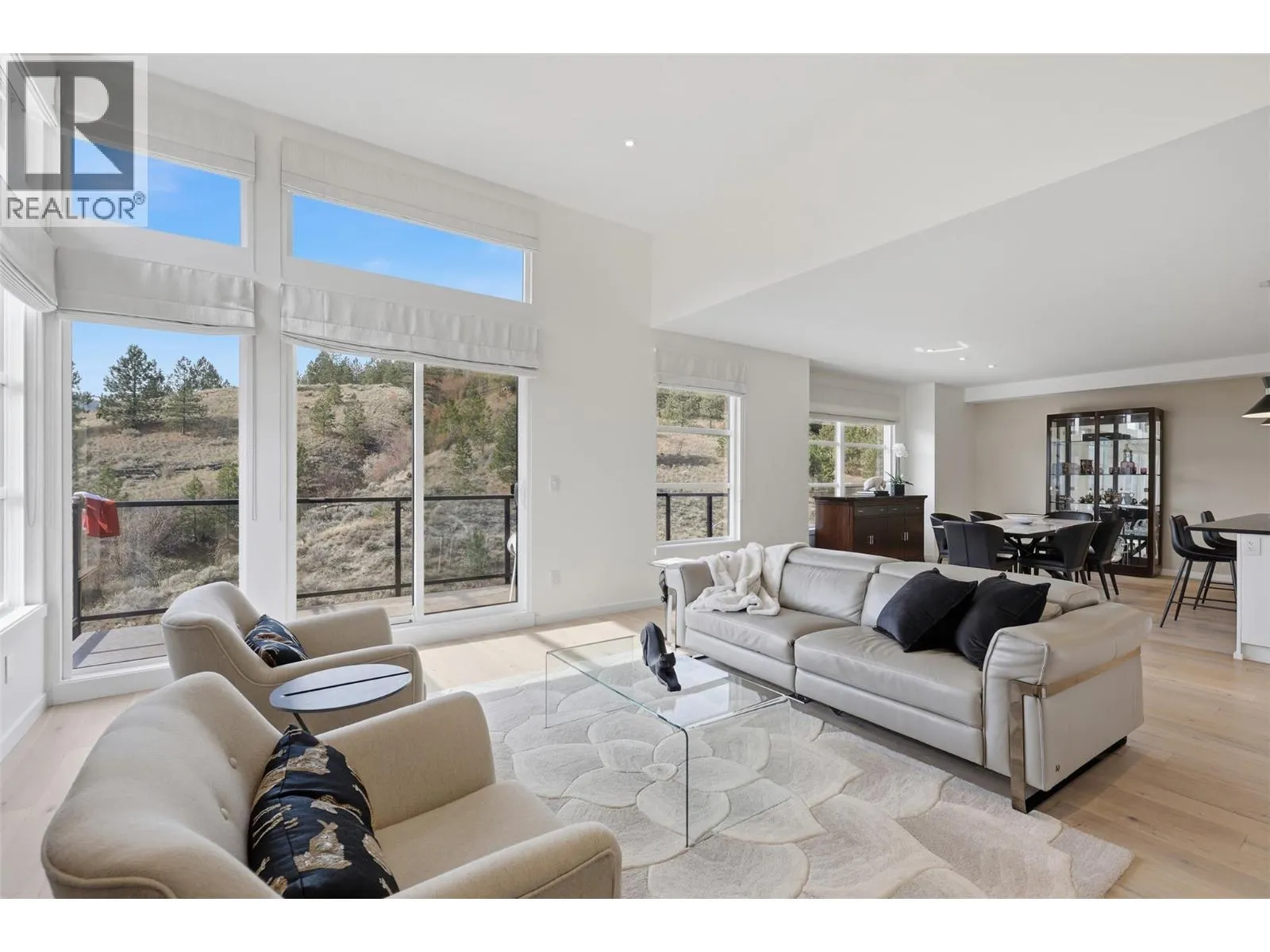 1395 PRAIRIE ROSE Drive Unit# 16