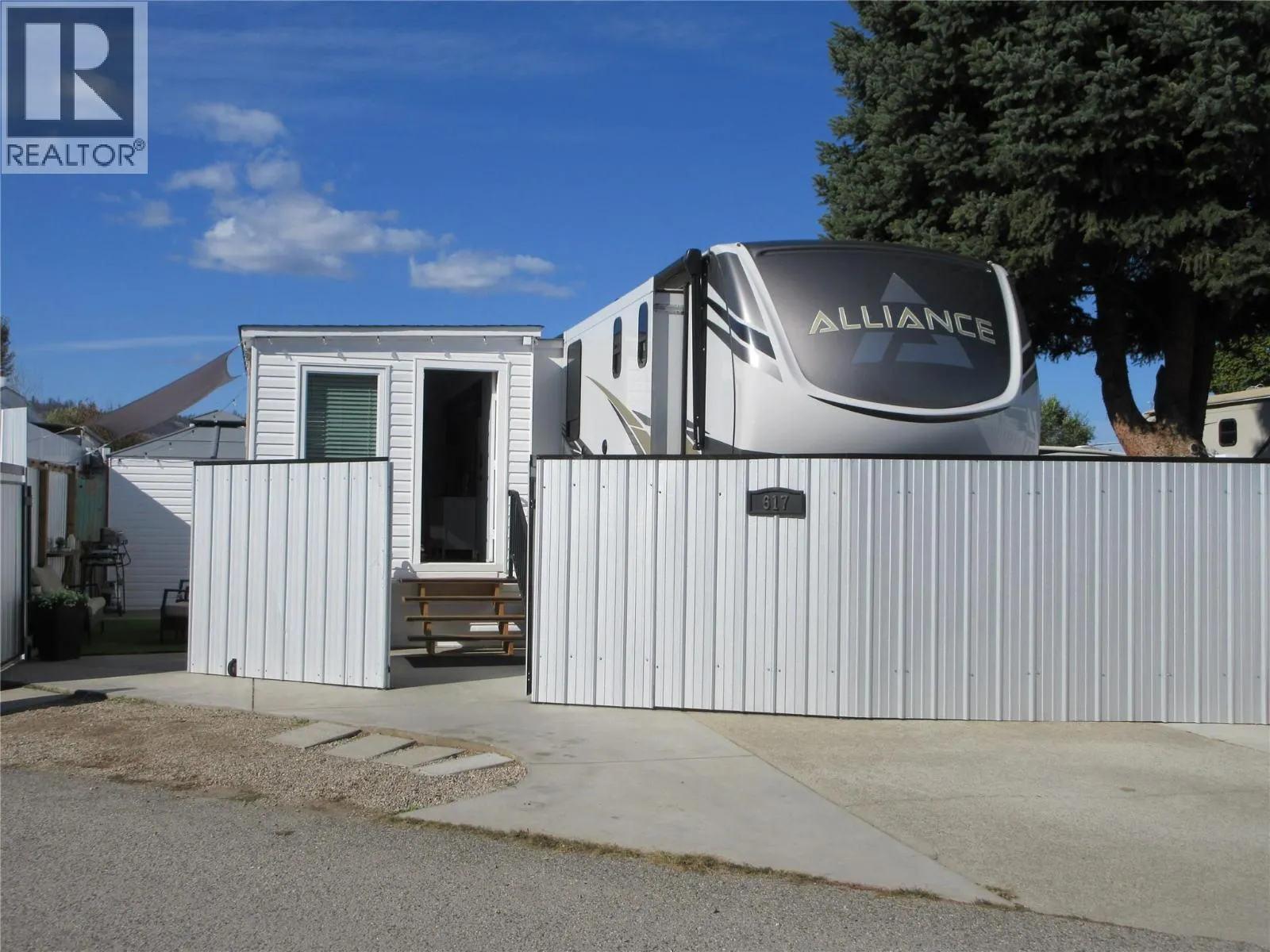 415 Commonwealth Road Unit# 617
