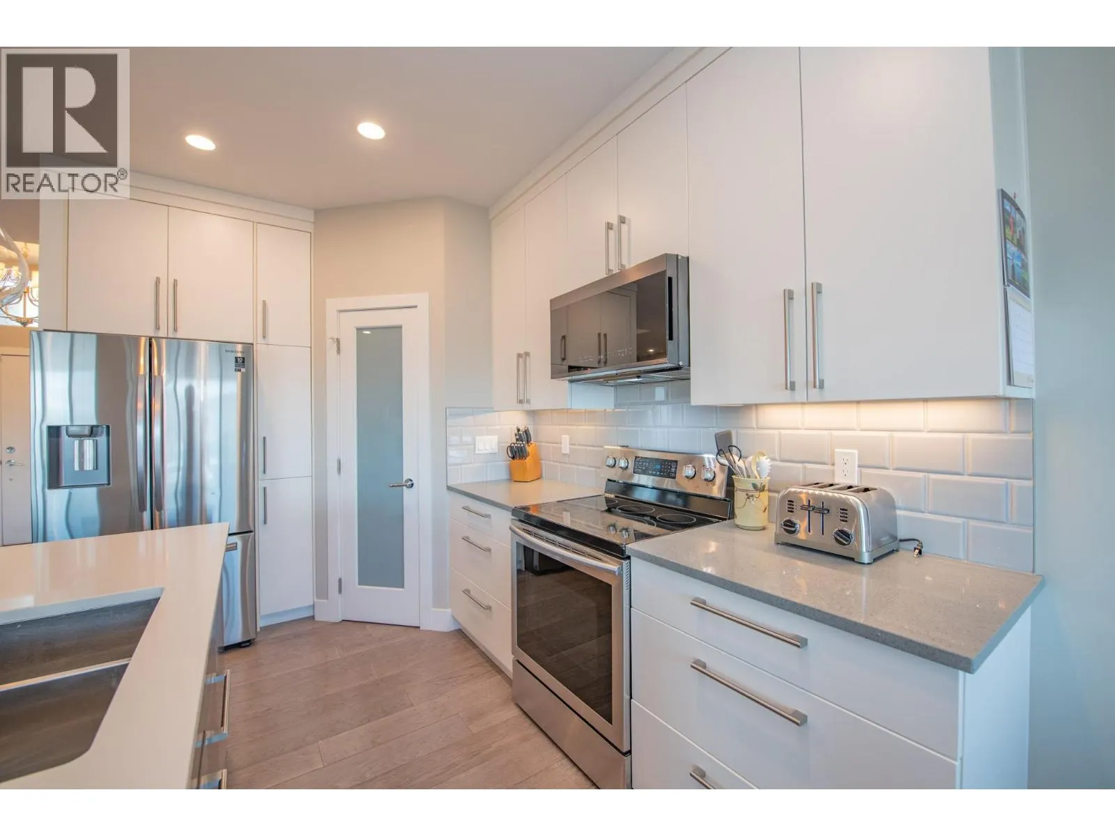 964 Mt Ida Drive