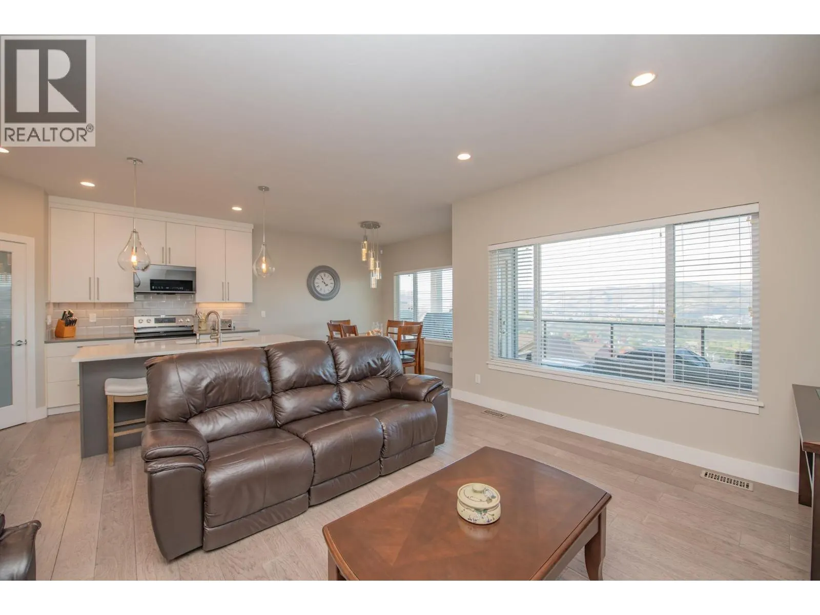 964 Mt Ida Drive