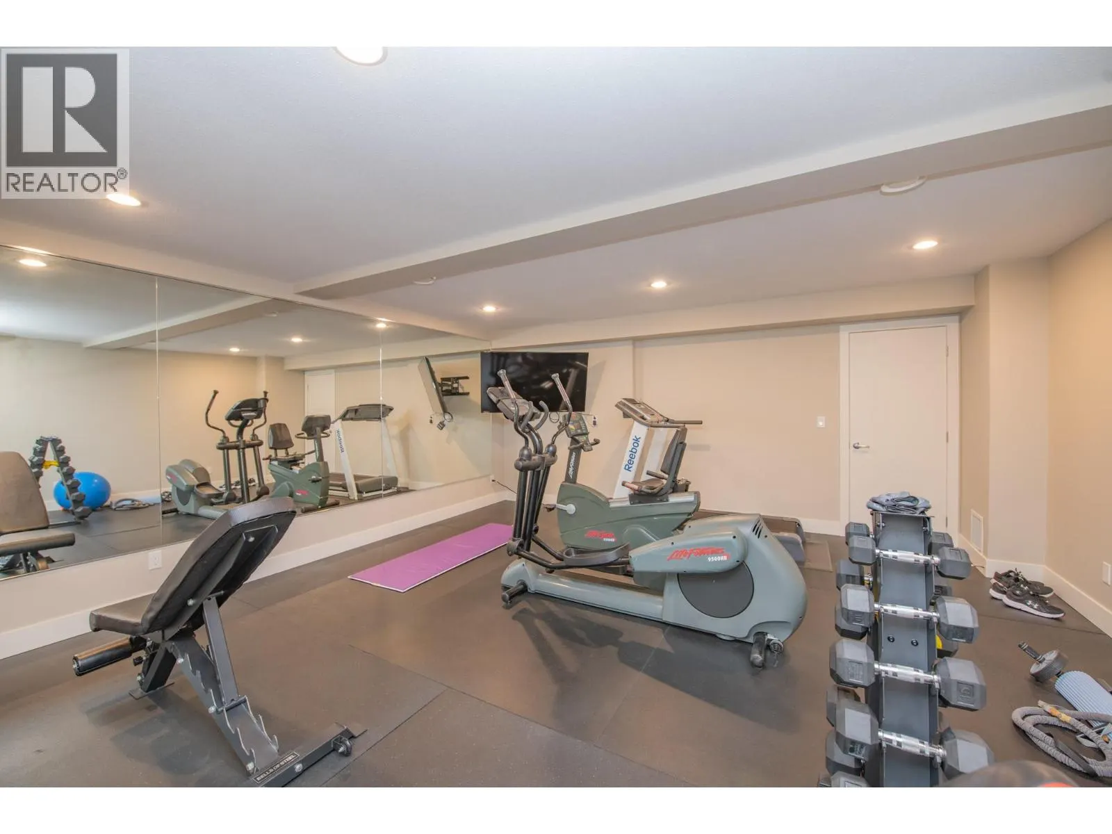 964 Mt Ida Drive