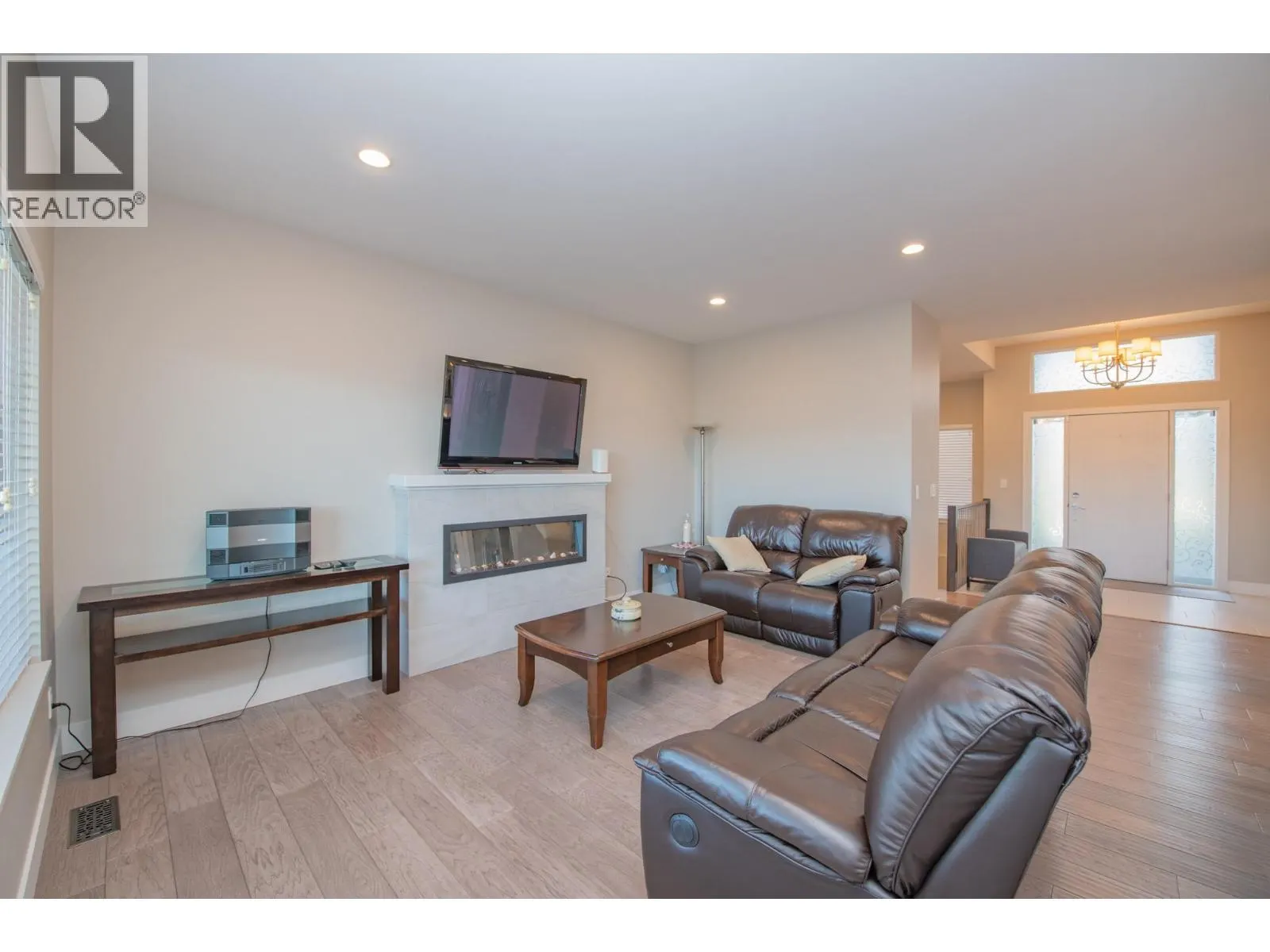 964 Mt Ida Drive