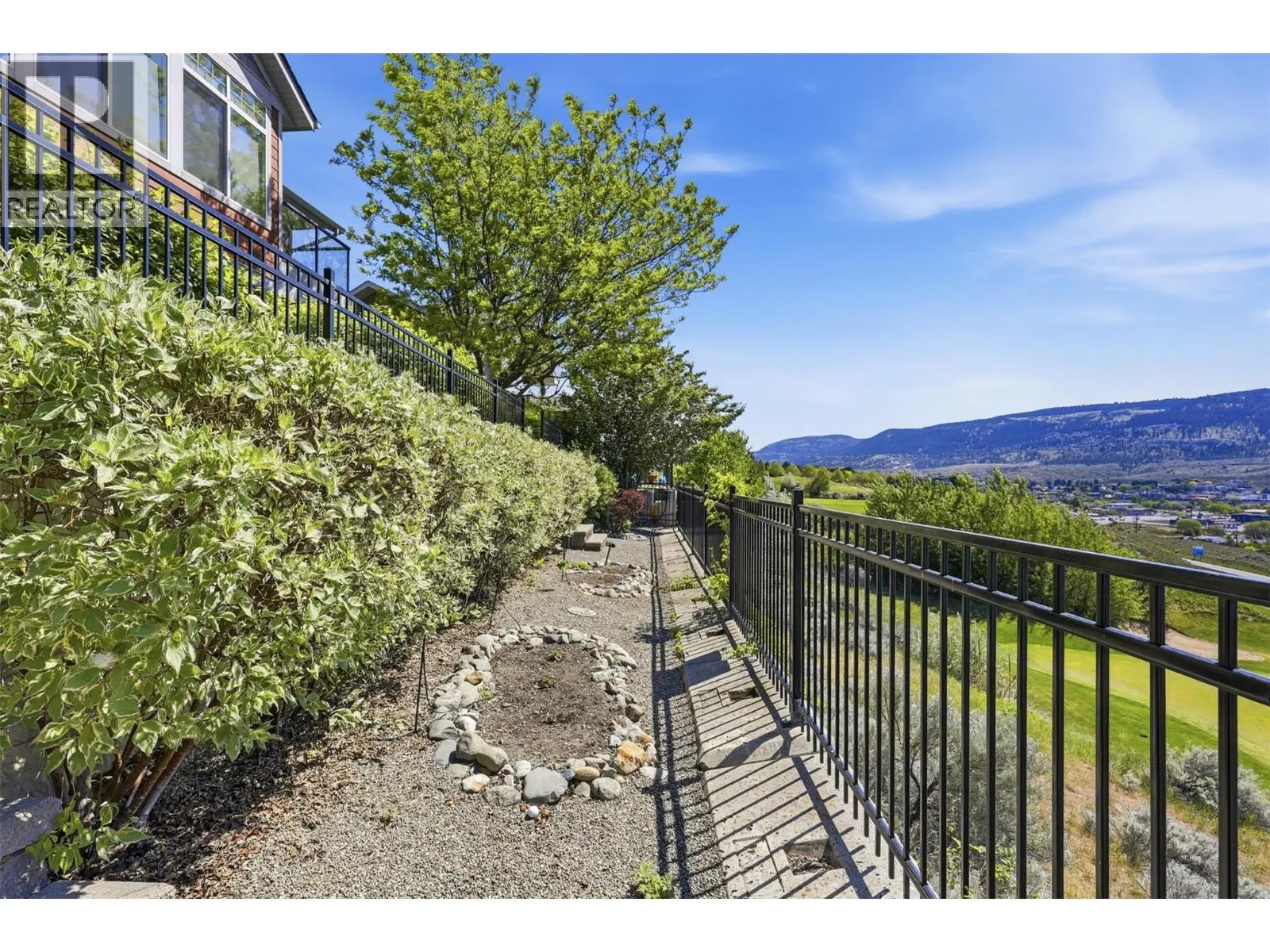 536 TRILLIUM Drive