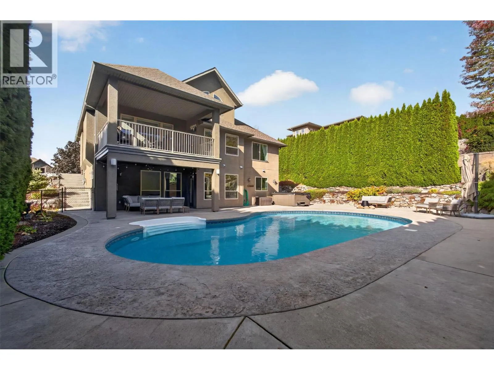 2512 Selkirk Drive