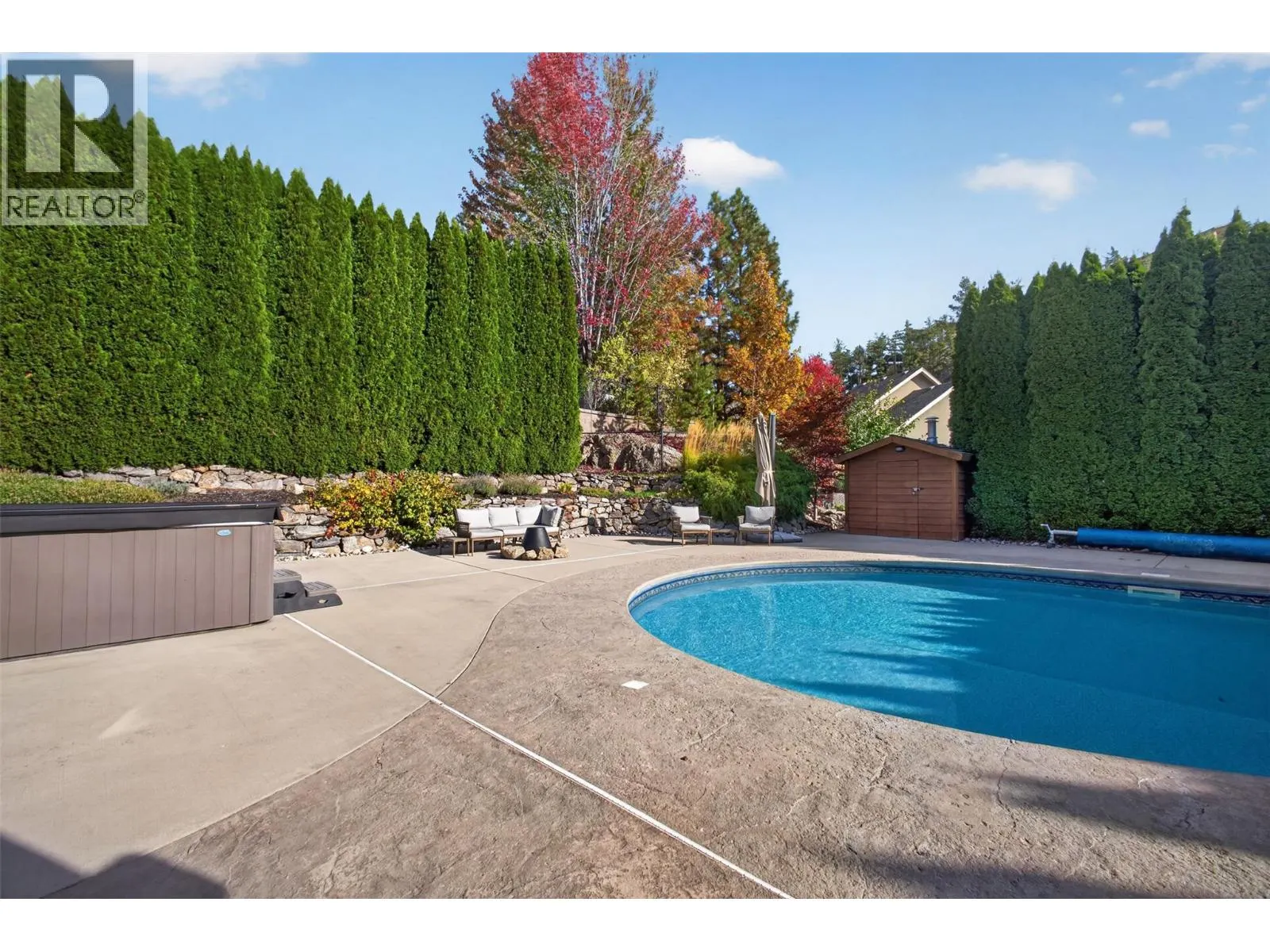2512 Selkirk Drive