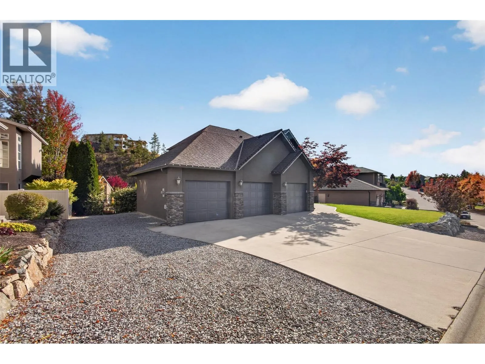 2512 Selkirk Drive