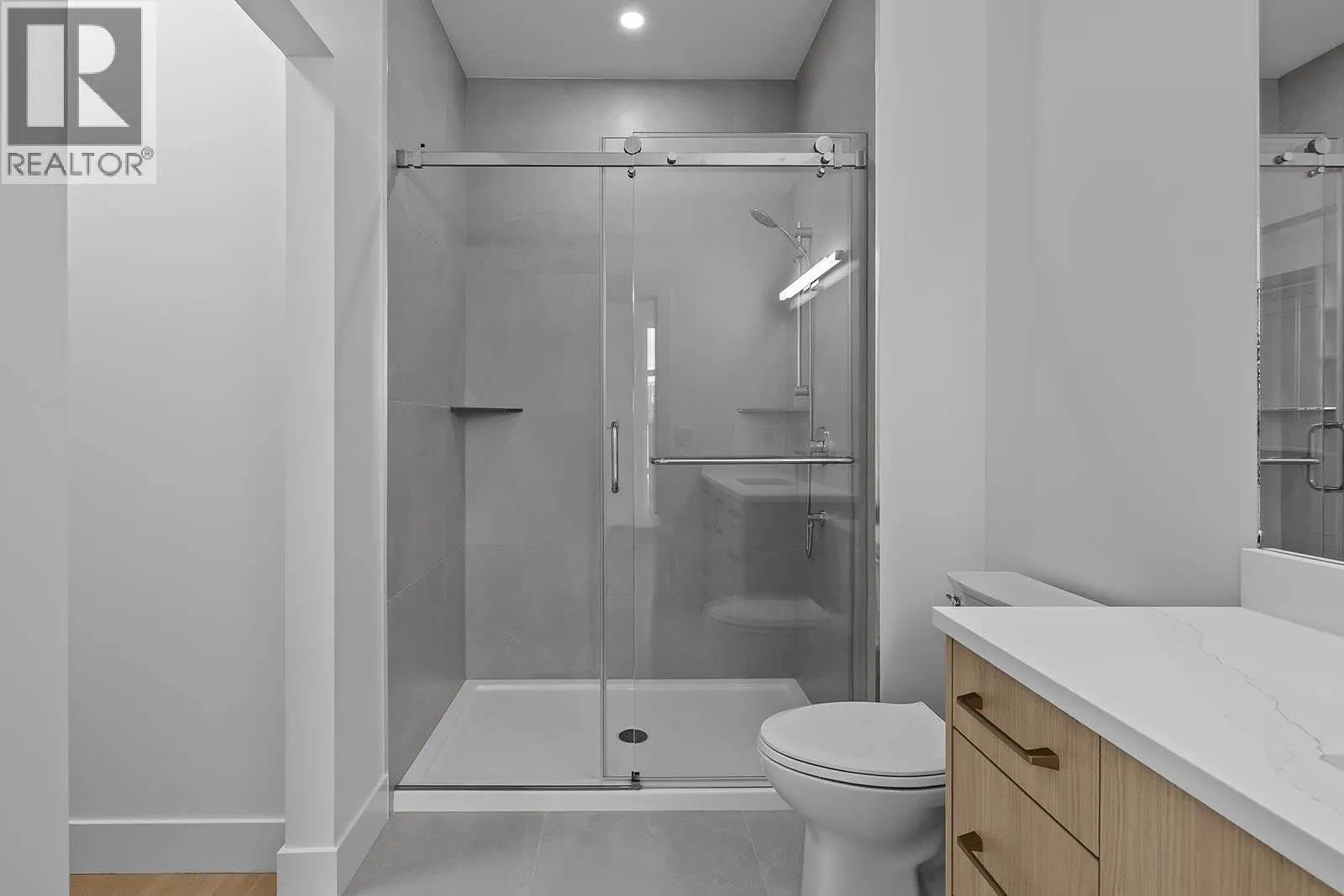 662 Birch Avenue Unit# 1