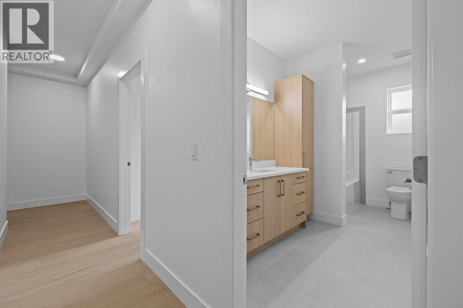 662 Birch Avenue Unit# 2