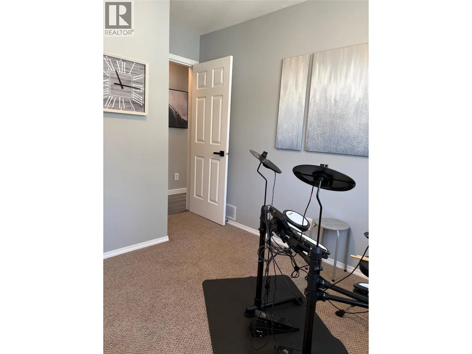 1801 53 Avenue Unit# 111