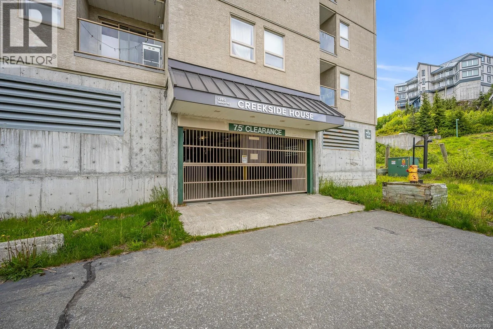 301 1380 Henry Rd