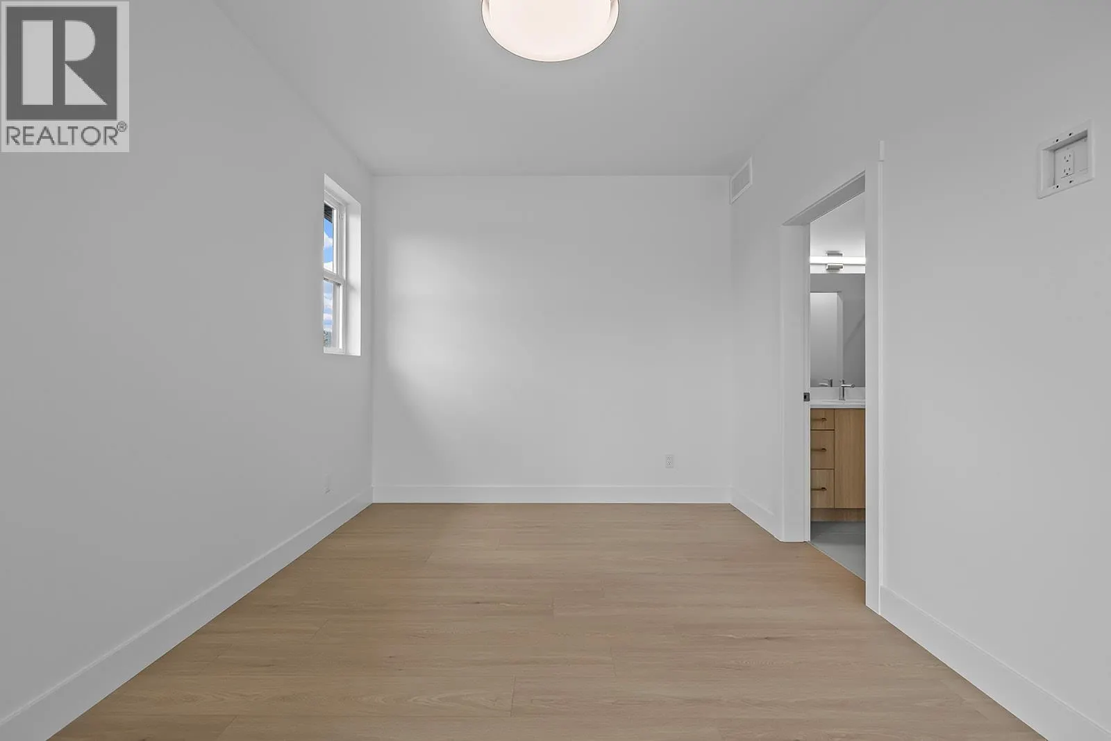 662 Birch Avenue Unit# 4