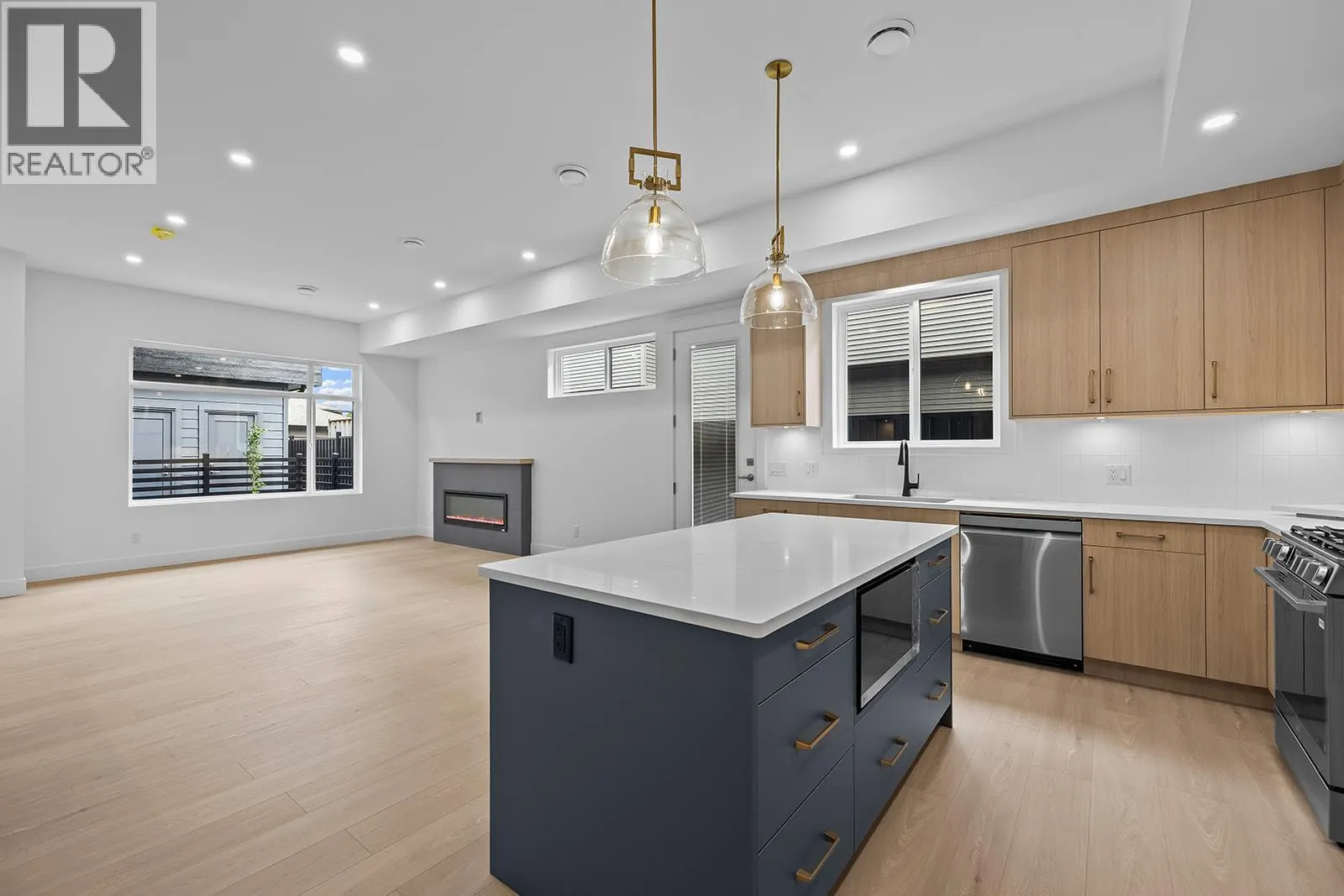 662 Birch Avenue Unit# 4