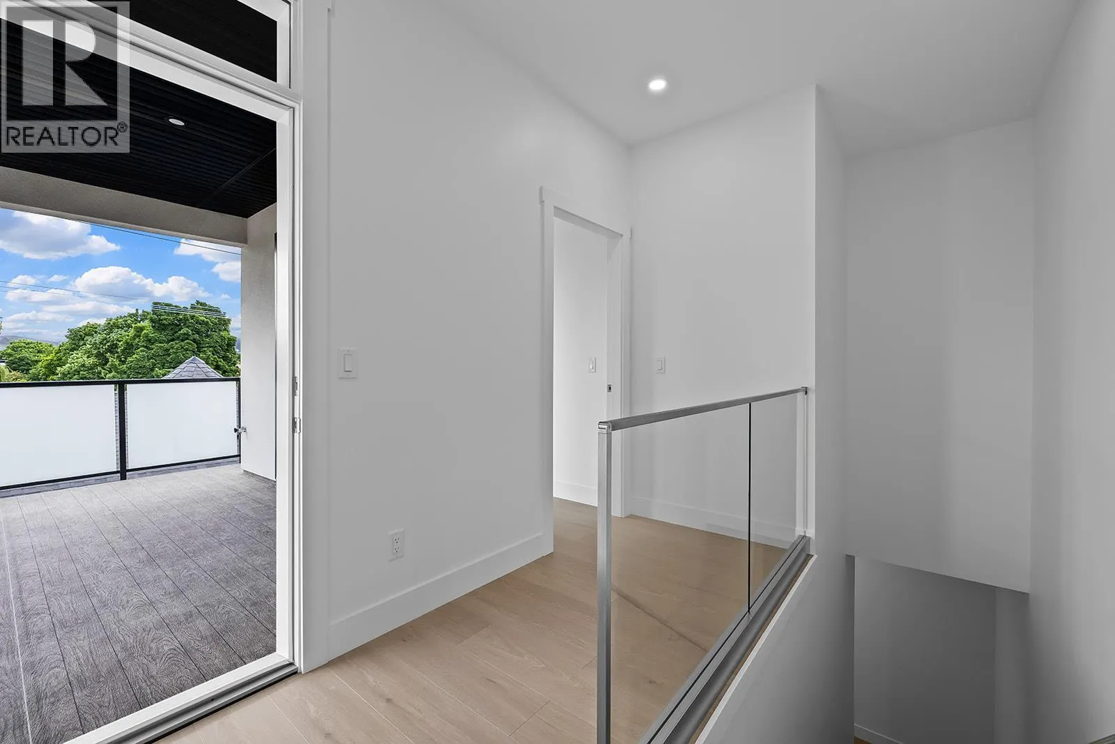 662 Birch Avenue Unit# 4