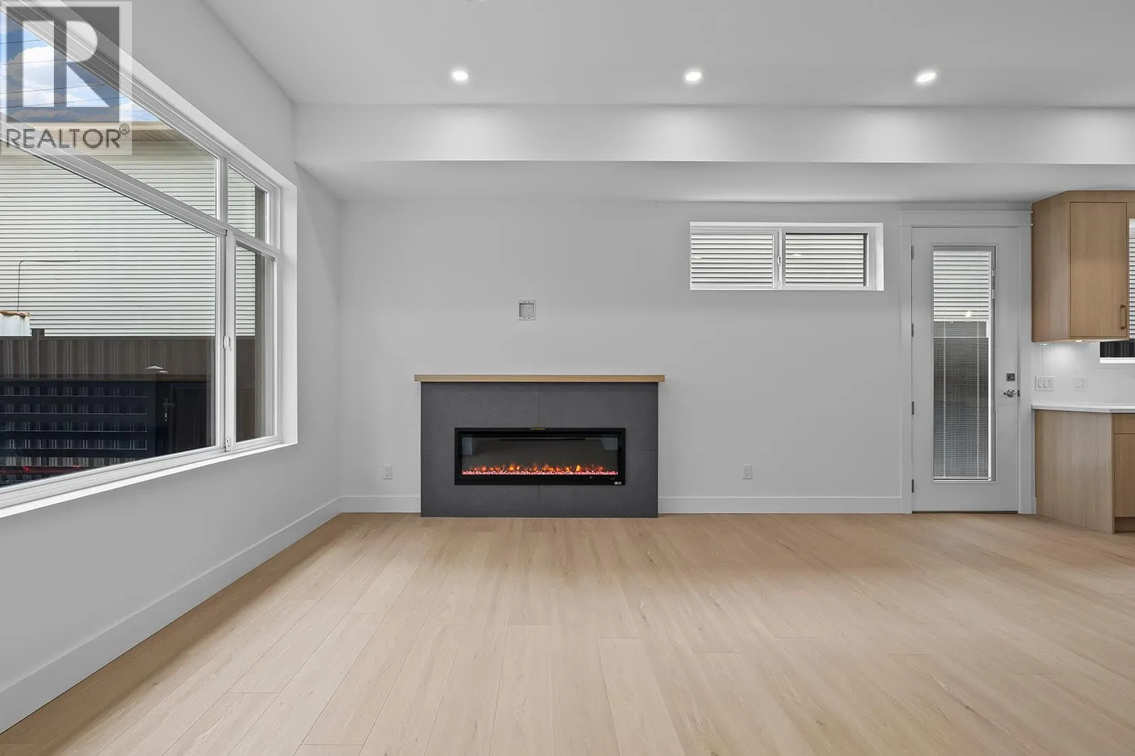 662 Birch Avenue Unit# 4