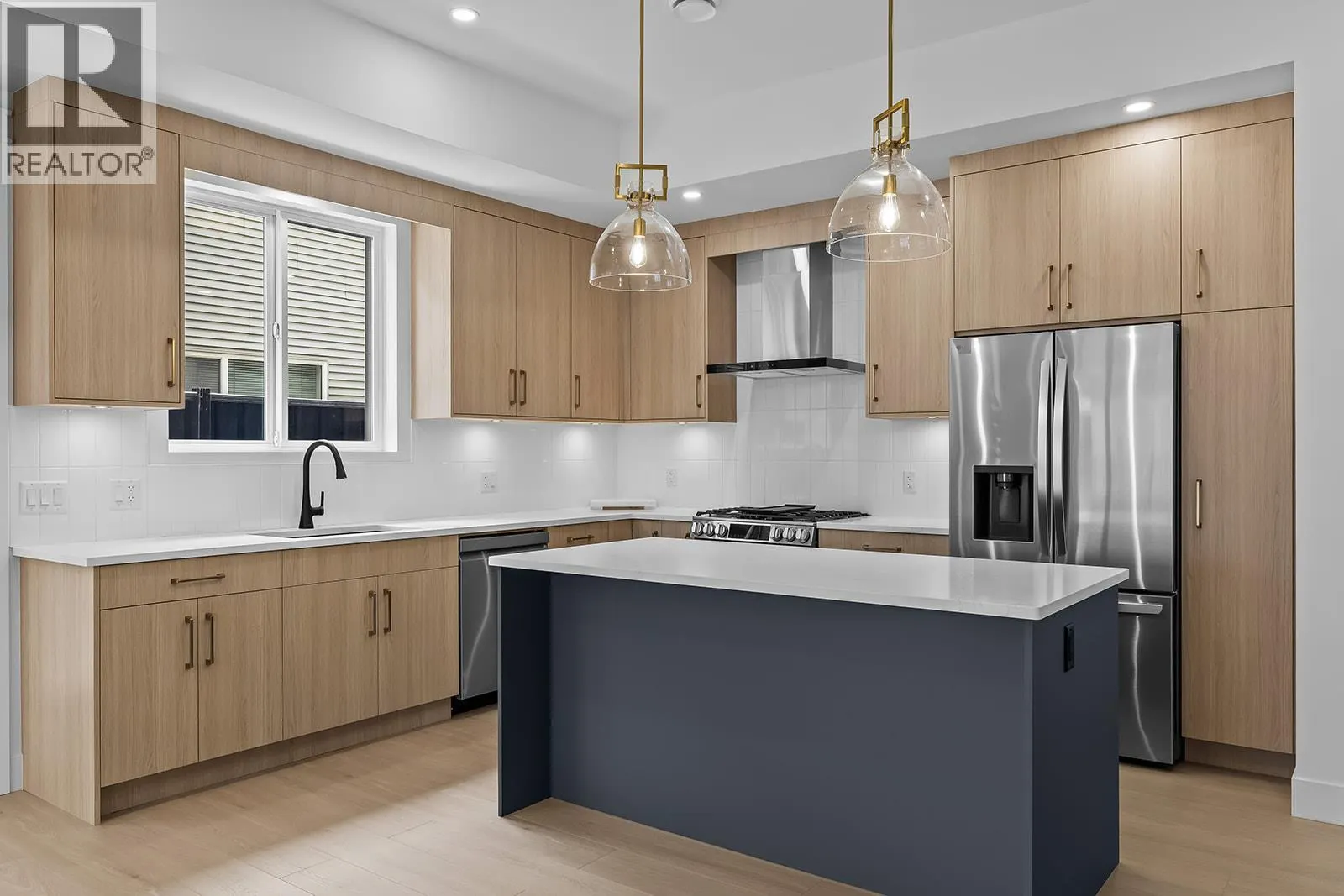 662 Birch Avenue Unit# 4
