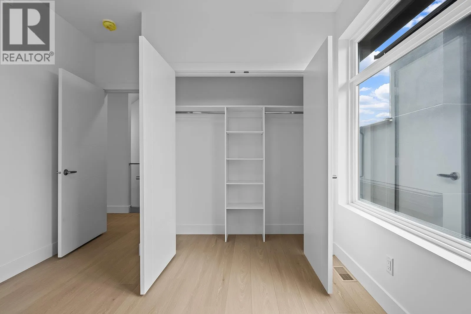 662 Birch Avenue Unit# 4