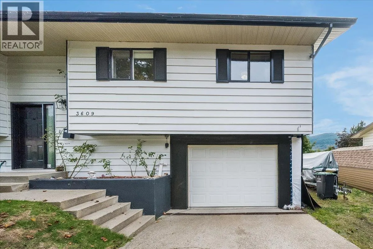 3609 Southridge Drive