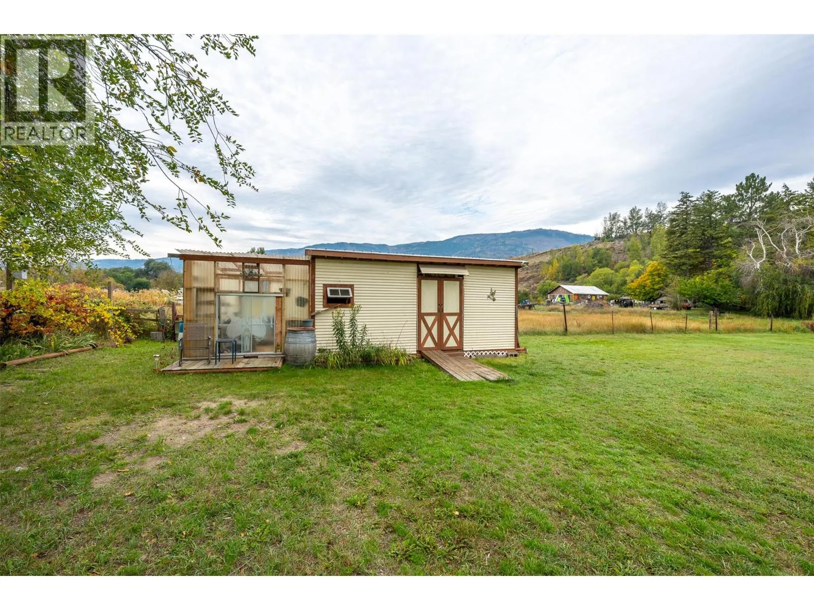 5467 Sawmill Road