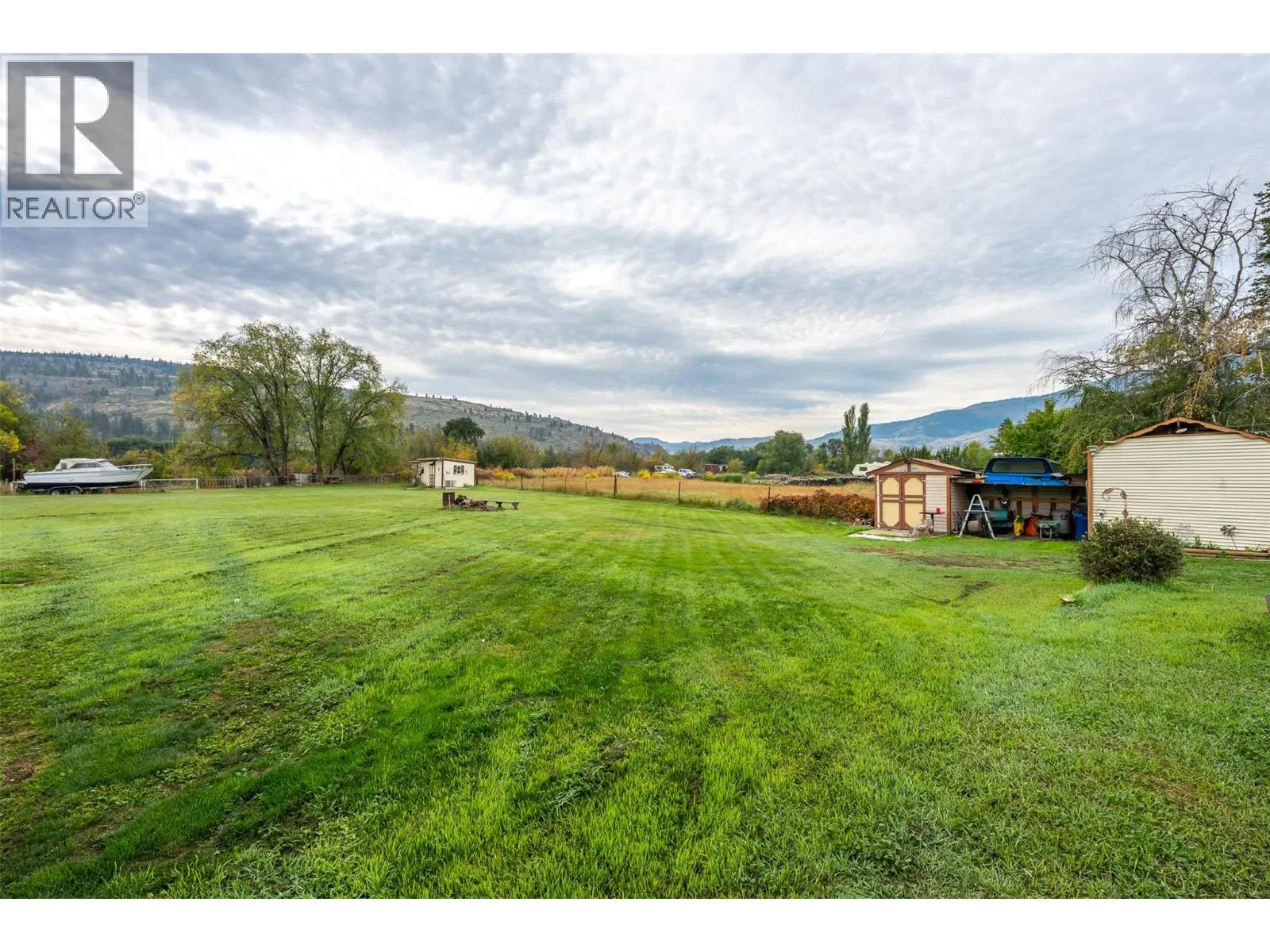 5467 Sawmill Road