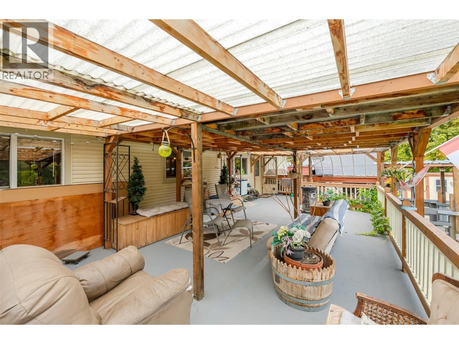 5467 Sawmill Road