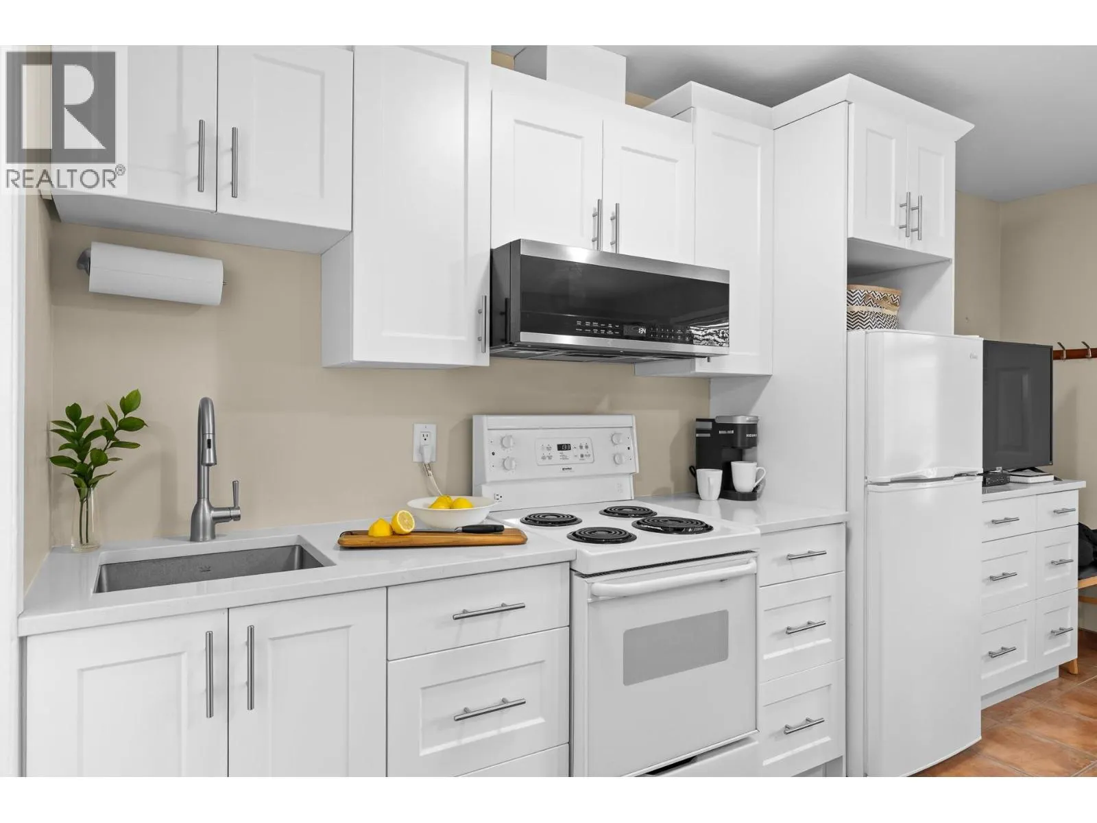 7310 Main Street Unit# 207
