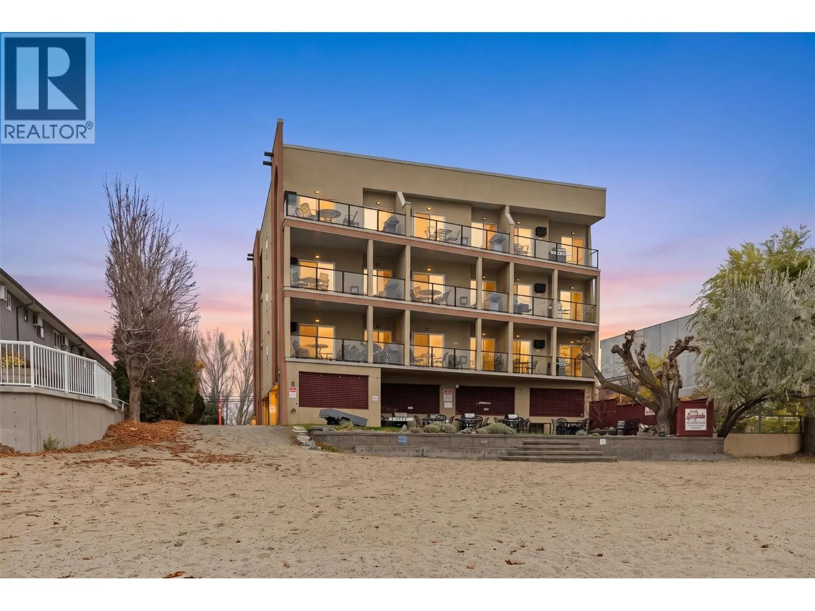 7310 Main Street Unit# 207