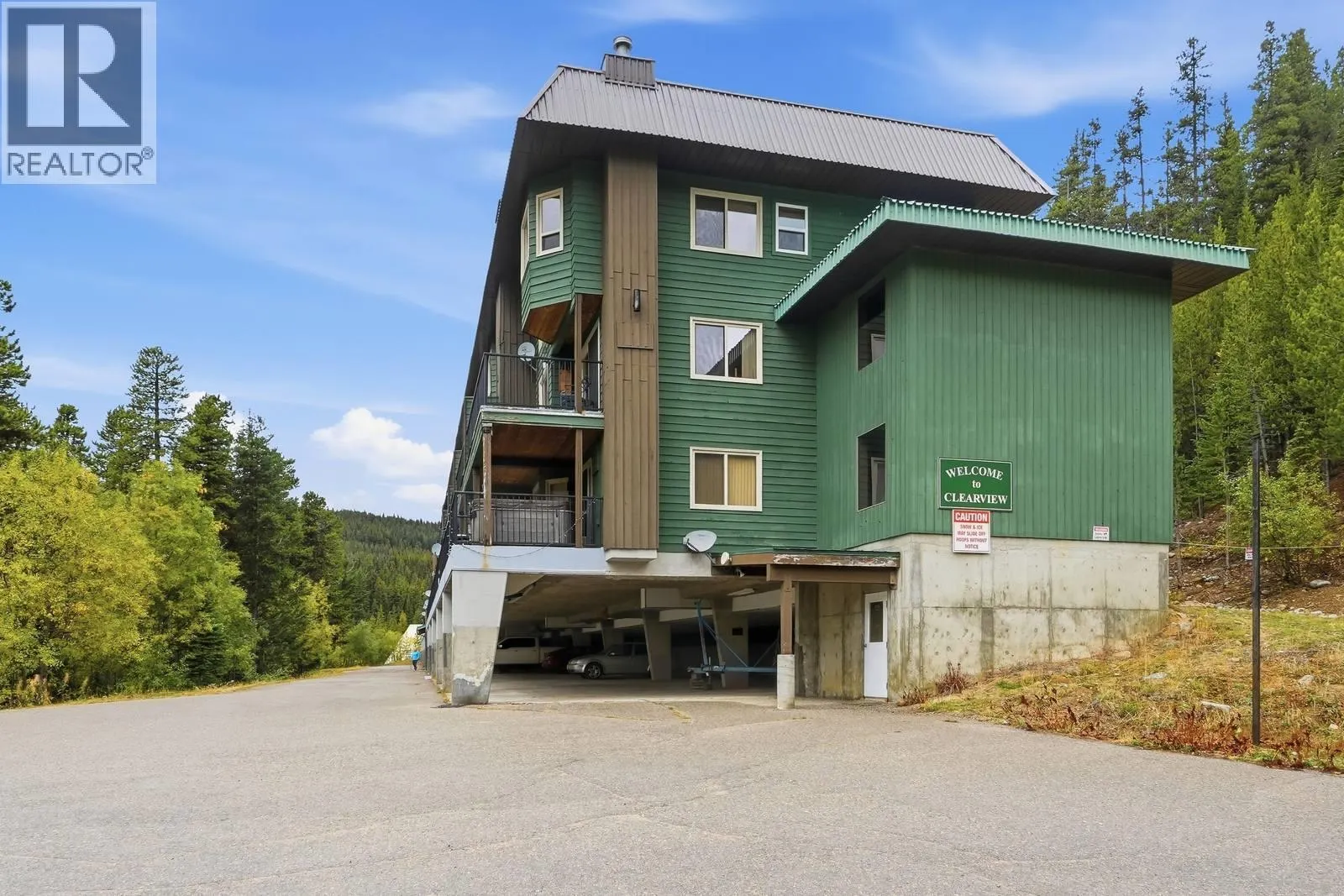225 CLEARVIEW Road Unit# 805
