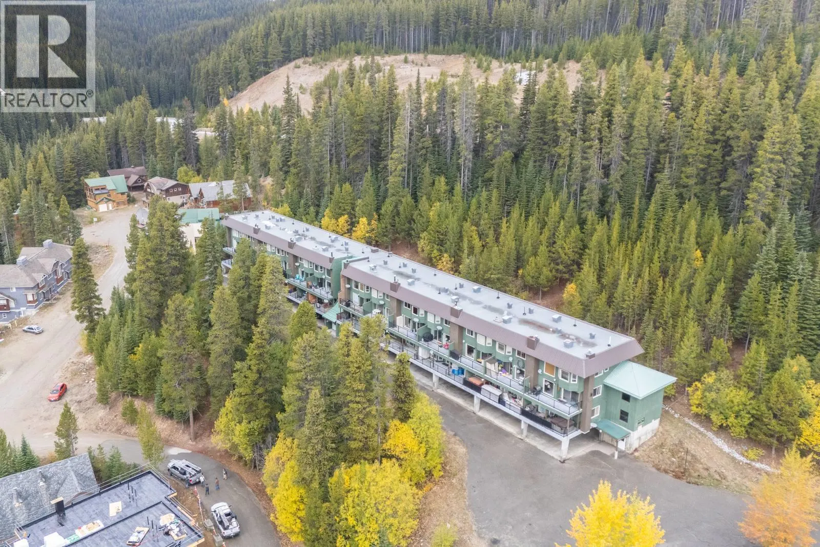 225 CLEARVIEW Road Unit# 805