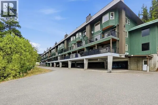 225 CLEARVIEW Road Unit# 805