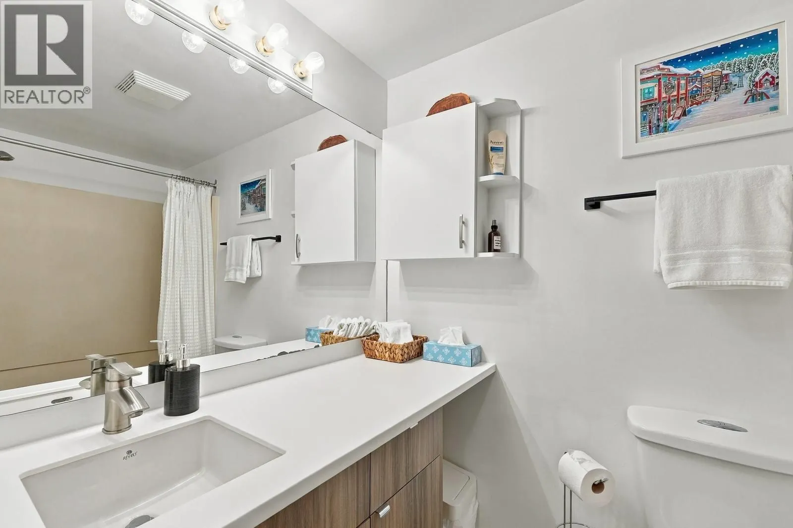 225 CLEARVIEW Road Unit# 805