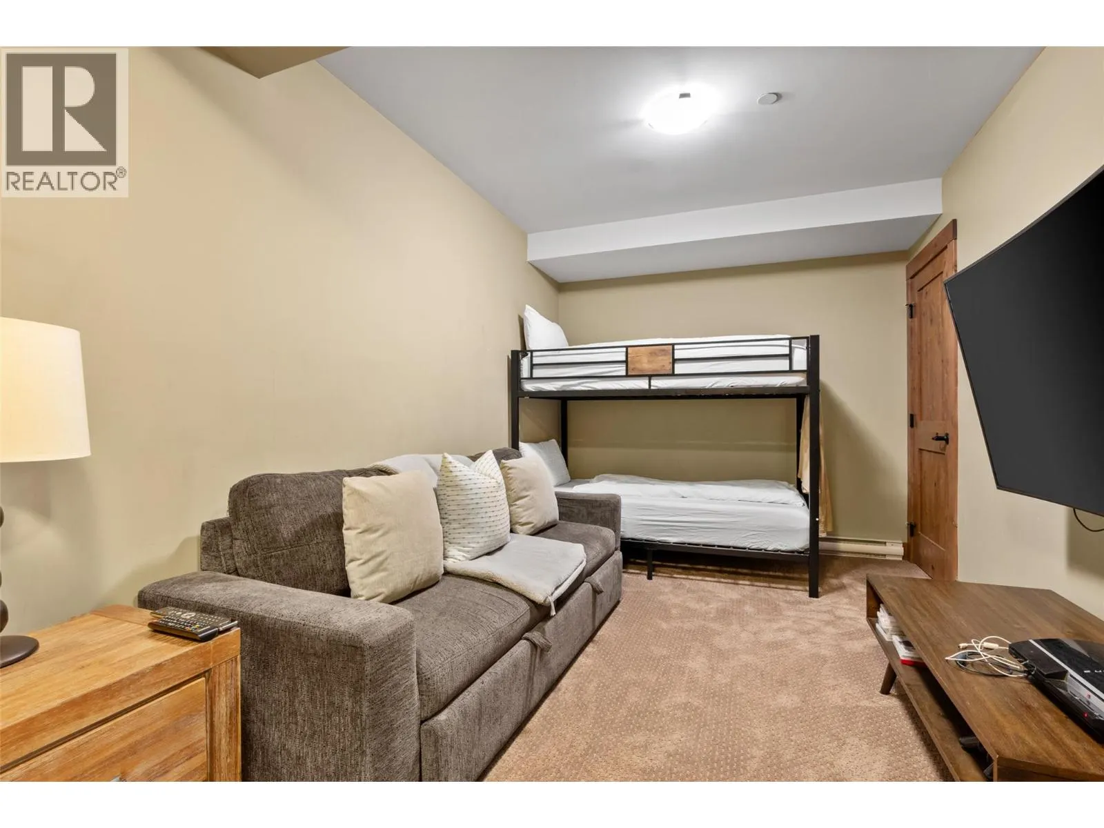 3280 Village Way Unit# 12