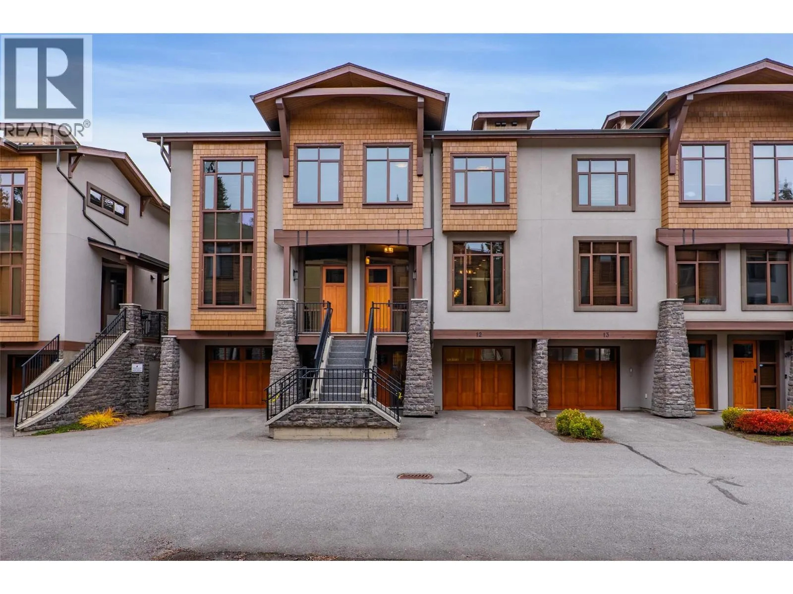 3280 Village Way Unit# 12