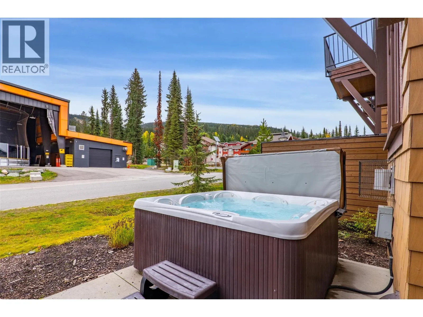 3280 Village Way Unit# 12