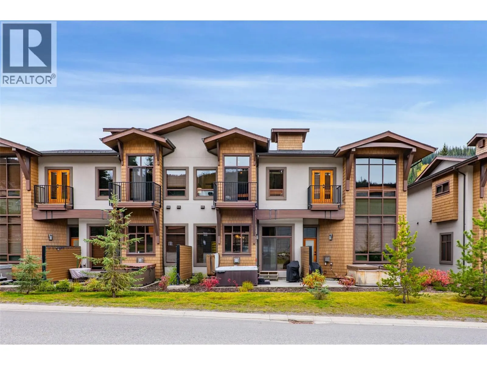 3280 Village Way Unit# 12